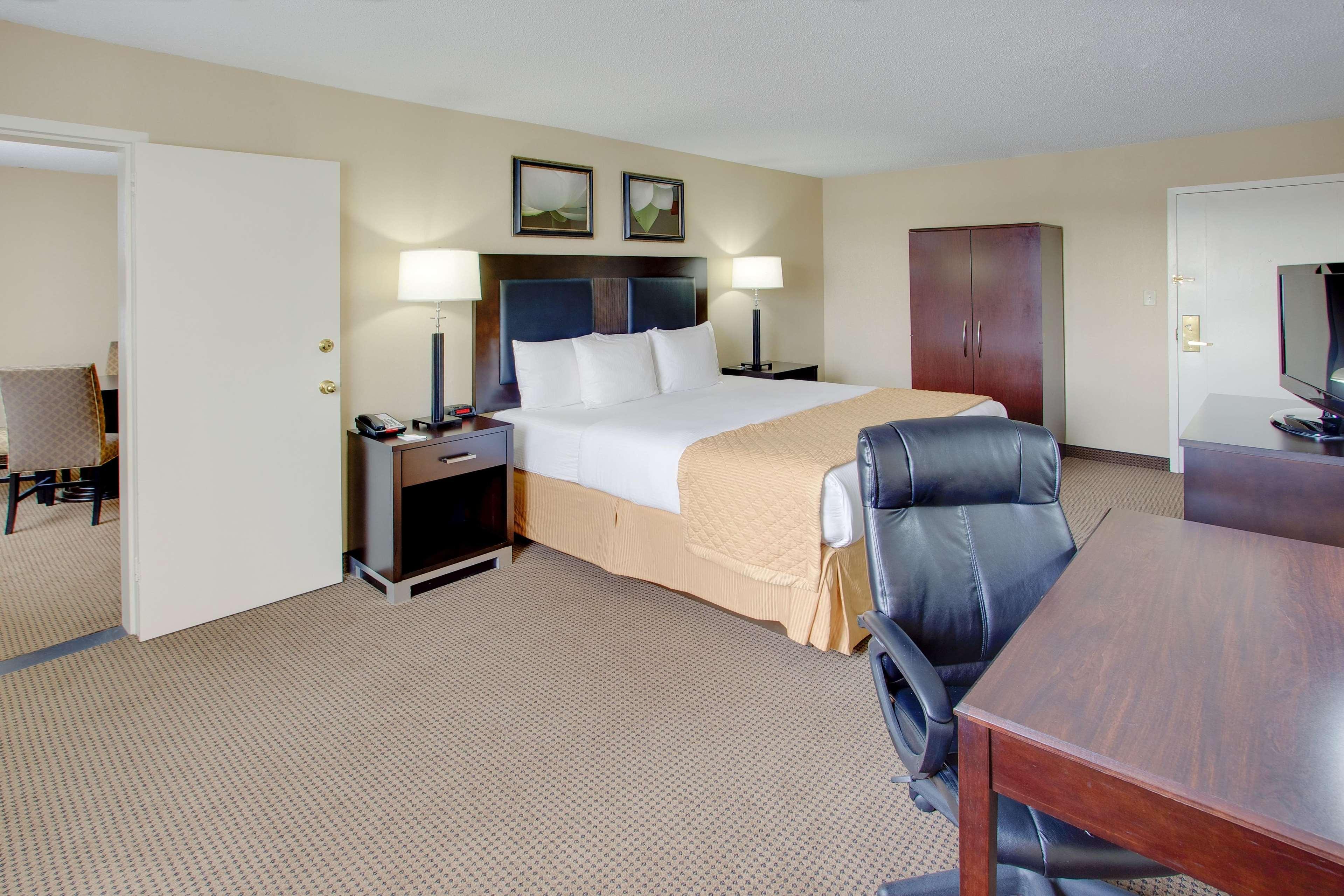 Hampton Inn Manchester Downtown Eksteriør billede