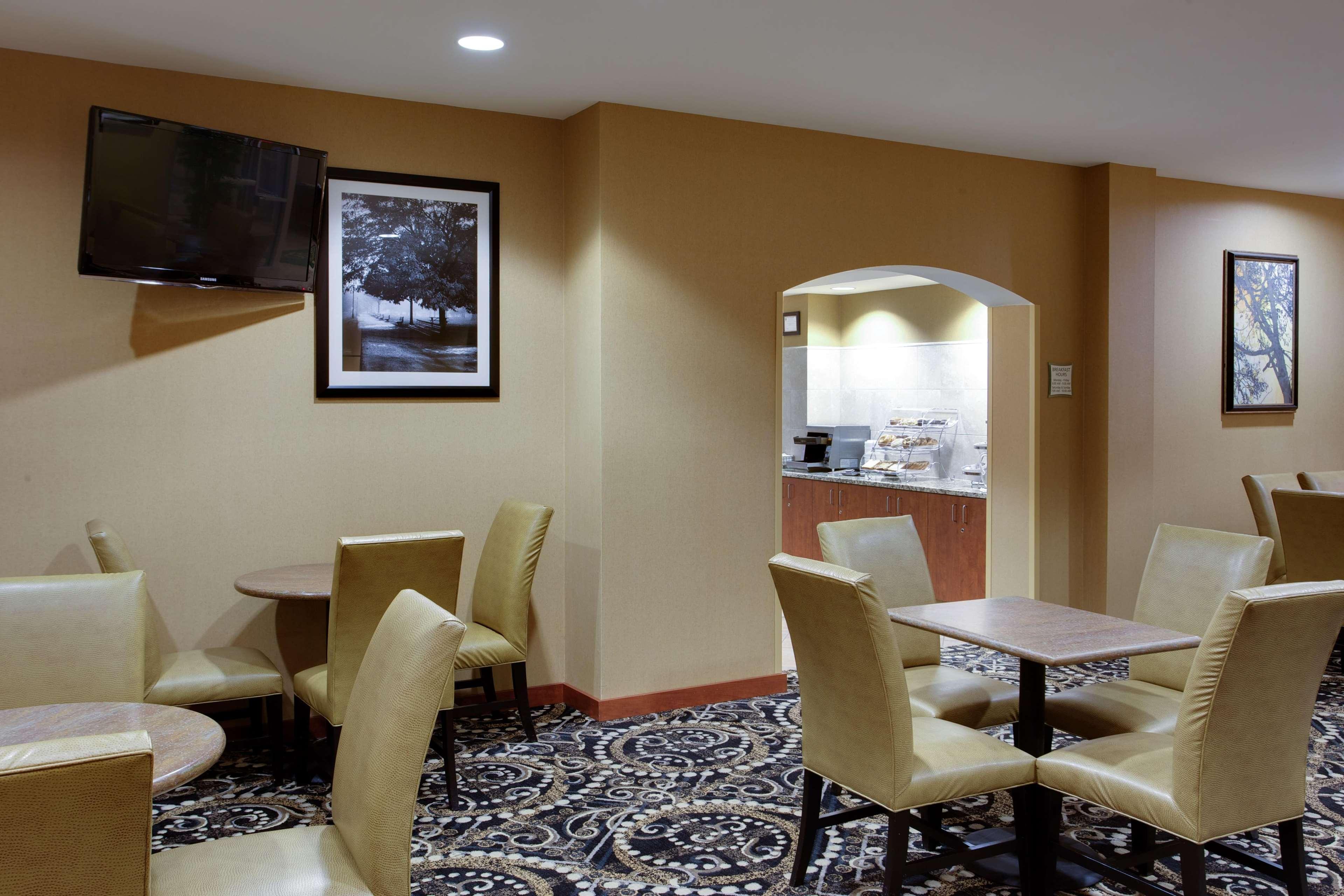 Hampton Inn Manchester Downtown Eksteriør billede