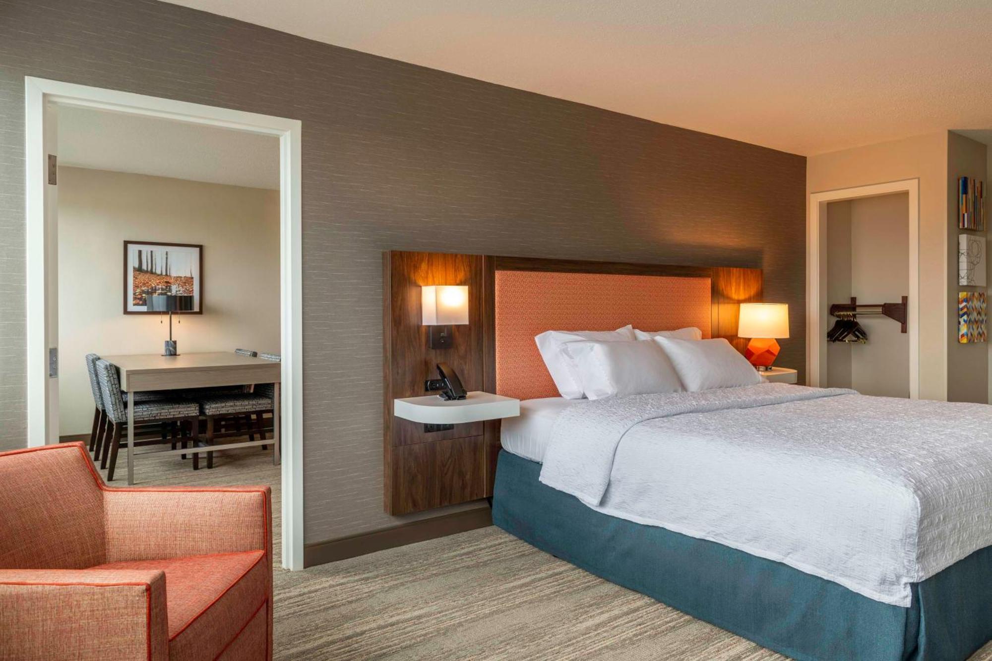 Hampton Inn Manchester Downtown Eksteriør billede