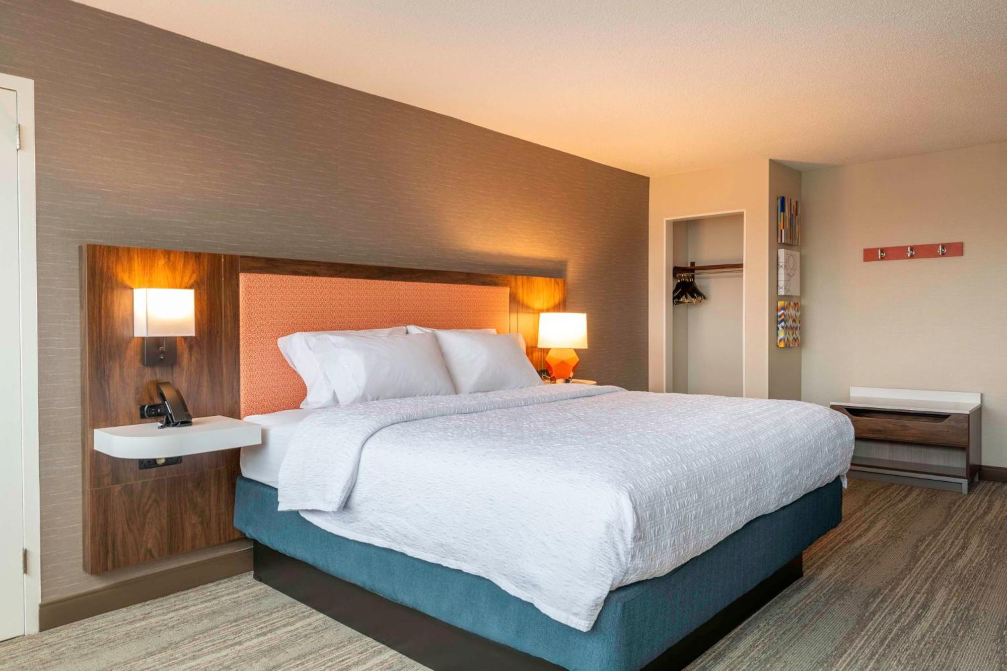 Hampton Inn Manchester Downtown Eksteriør billede