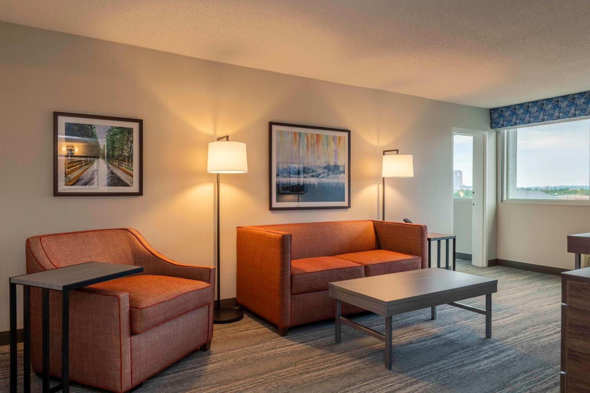 Hampton Inn Manchester Downtown Eksteriør billede