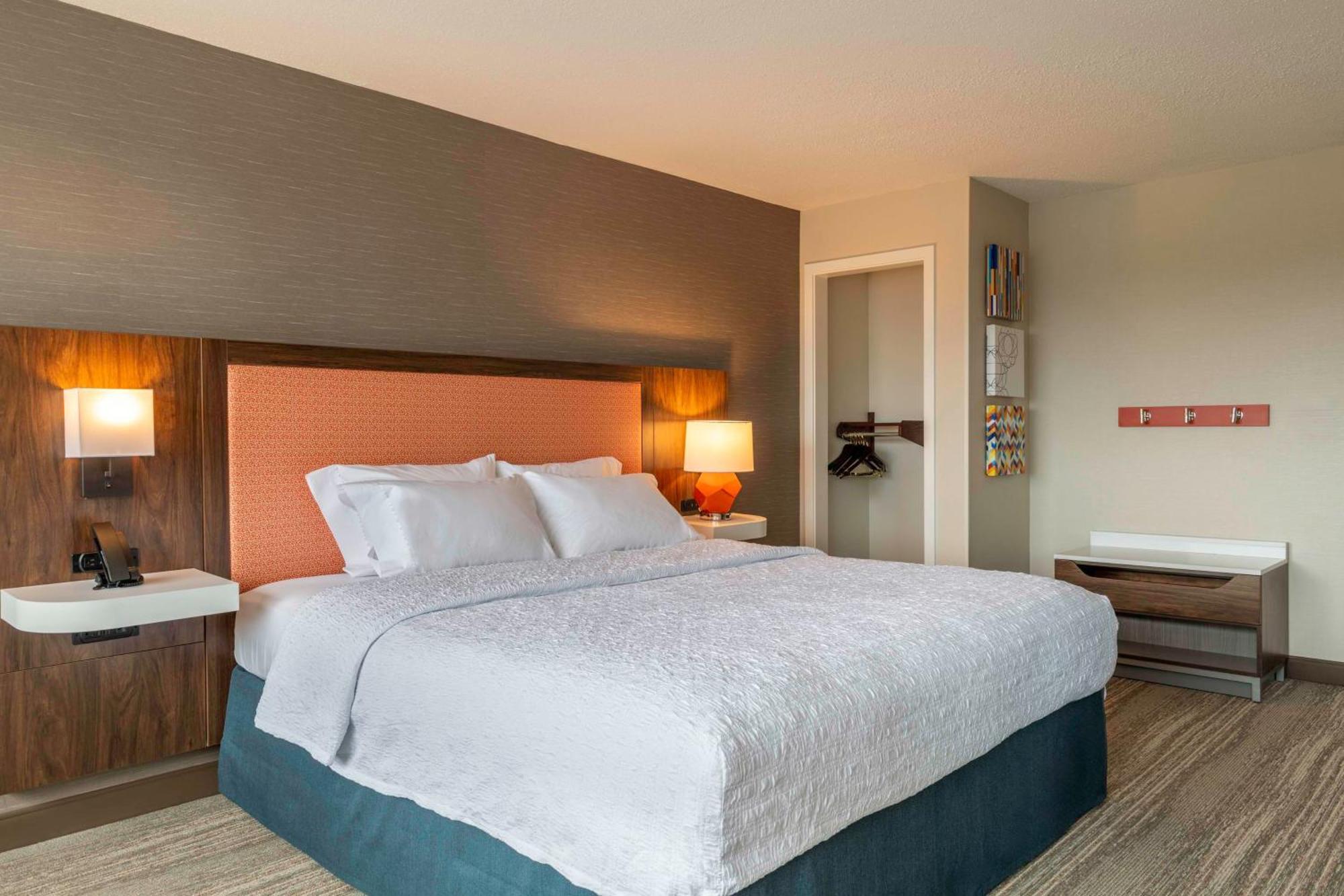 Hampton Inn Manchester Downtown Eksteriør billede