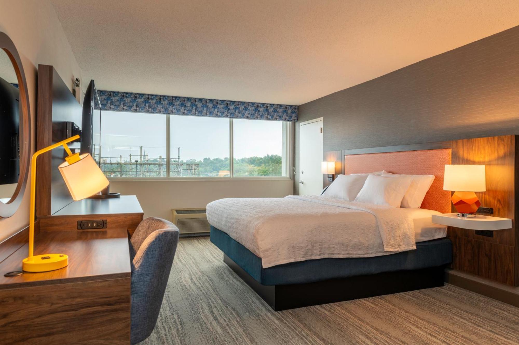 Hampton Inn Manchester Downtown Eksteriør billede