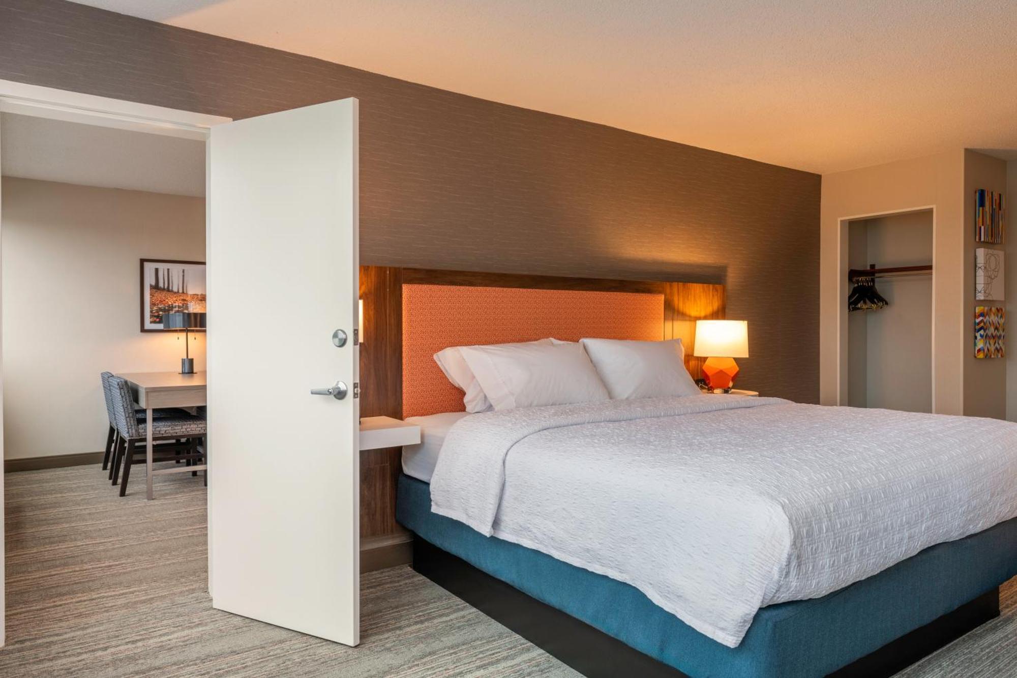 Hampton Inn Manchester Downtown Eksteriør billede