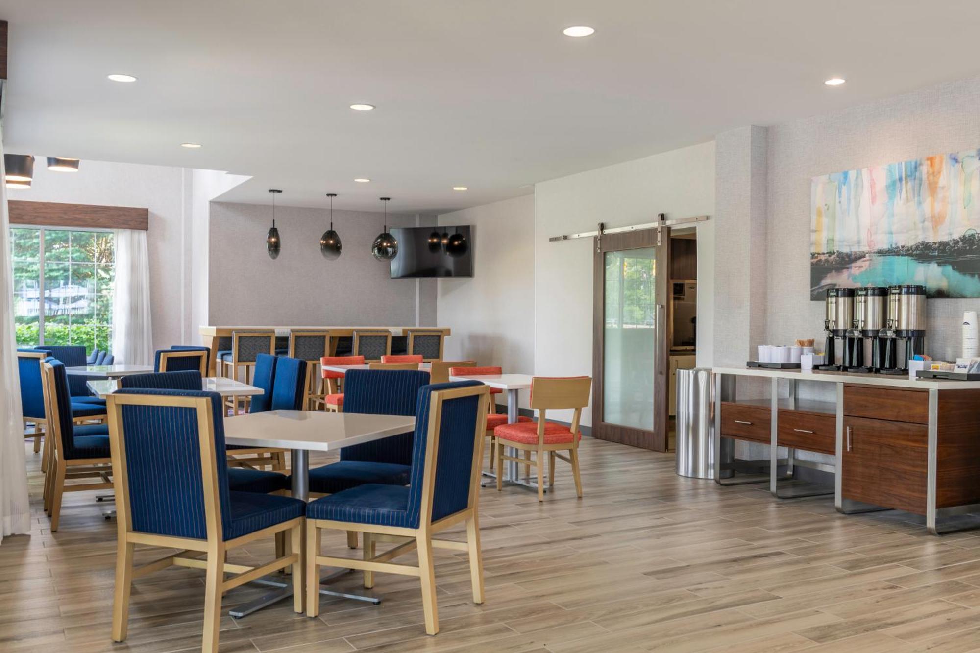 Hampton Inn Manchester Downtown Eksteriør billede